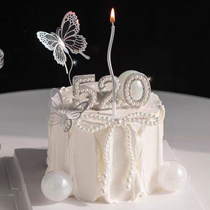 520浪漫情人节蛋糕装饰布置插牌白色圆形螺旋蜡烛球蝴蝶烘焙插件