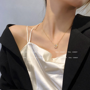 原创钛钢灵动u型mayol项链女轻奢小众设计感吊坠颈圈冷淡风锁骨链