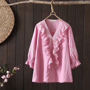 粉色娃娃衫上衣女2023年夏季通勤韩版v领蕾丝花边很仙的小衫衬衫