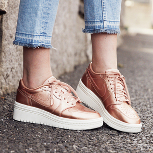 代购正品air jordan 1 低帮18秋冬新款玫瑰金aj1女士增高休闲板鞋