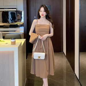 法式吊带连衣裙女秋装新款高级感收腰显瘦长裙外搭长袖披肩两件套