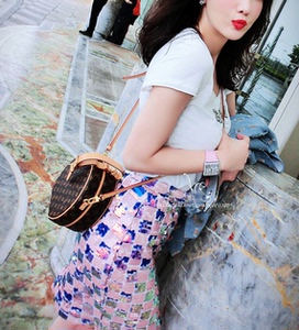 刘美人刘钰懿花色百搭包臀半身裙亮片气质a型半身裙女