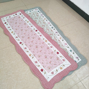 纯棉拼格绗缝地垫布艺绣花防滑地毯进门垫脚垫床前垫榻榻米垫机洗
