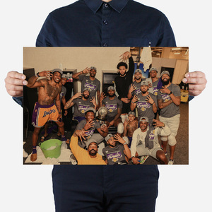 湖人队夺冠全家福 NBA球星海报篮球怀旧复古牛皮纸宿舍装饰画贴画