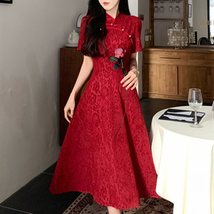 新娘酒红色新中式旗袍敬酒服夏季大码高级感短袖订婚晚礼服连衣裙