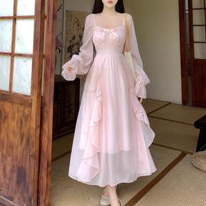 秋季法式高腰荷叶边粉色仙气裙子大码设计感温柔风森系公主连衣裙