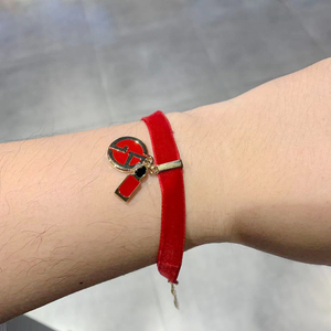 包邮阿玛尼高定红丝绒手链赠品可调节si挚爱布袋百搭手绳镯压花