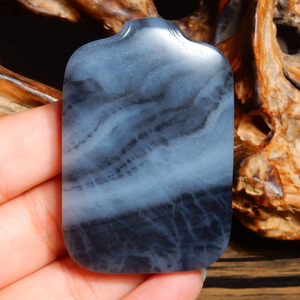 000人付款淘宝新疆和田玉青花玉墨玉籽料挂件吊坠平安无事牌玉坠天然