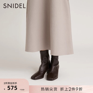 SNIDEL秋冬款通勤时尚纯色仿皮方头粗跟短靴SWGS225601
