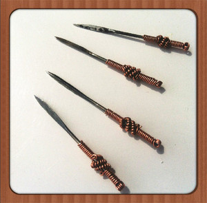 纯手工中医三棱针三菱针放血槽三菱针针灸针蔚州三棱针一支装