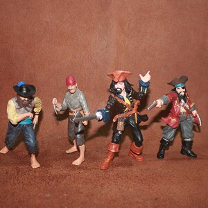 safari 仿真人偶模型玩具 加勒比海盗系列人物四件套打包及火药桶