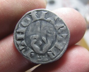 中世纪银币 法国或十字军 公元12-13世纪 手掌 十字 第纳尔银币