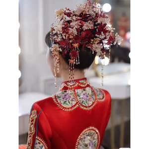 中式婚礼发饰重手工水晶花冠结婚红色流苏凤冠精致秀禾服古装头饰