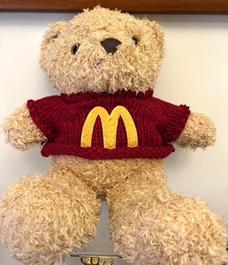 麦当劳限定款泰迪熊毛衣小熊