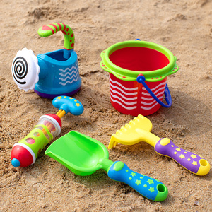 Toyroyal皇室儿童沙滩玩沙套装宝宝戏水洗澡水桶水枪挖沙铲子