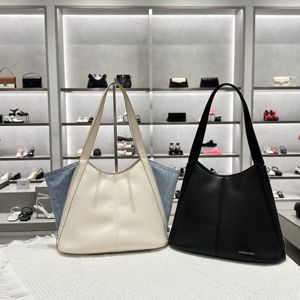 CHARLES&KEITH24春小CK2-30782339柔软大容量多用手提变身托特包