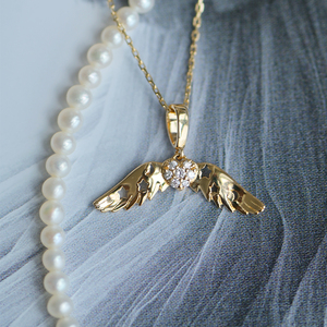 天使之翼 18k黄金钻石项链锁骨链吊坠时尚爱心翅膀轻奢小众礼物女