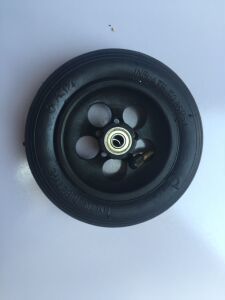 小冲浪小金刚充气轮胎 6英寸