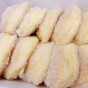 正宗鲍师傅新品 鳕贝代购 鳕鱼肉松小贝 鲍才胜 一盒12只顺丰