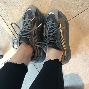 2021新款椰子700v2晶洞宝藏黑魂正品官网老爹鞋女鞋ins潮运动鞋子