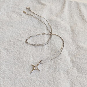 v1v1v1v12淘宝nanying复古欧美风高级感黑色珍珠四角星项链女ins