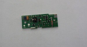 汽车天线放大器FM信号增强器电路板收音机天线PCB AMFM放大器电路