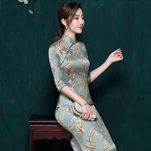 大牌真丝旗袍桑蚕丝高端2022年新款夏长款年轻款气质中长袖连衣裙