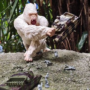 狂暴巨兽玩具白化大猩猩猿巨型鳄鱼狼仿真模型1/72兵人坦克飞机战