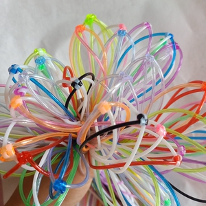 2mm彩色塑料管软管筐塑料绳幼儿园材料手工编pvc绳空心塑料管4米