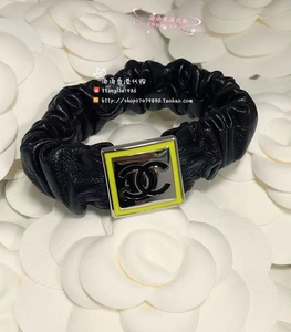 现货 21b chanel香奈儿 黑皮 绿色金属方形块 大肠发圈 发带 头绳