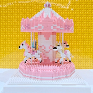 hsuxyz淘宝乐高积木粉色城堡旋转木马灯光音乐盒女孩小颗粒拼装儿童