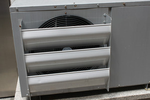 空调室外机导风板