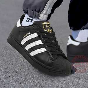 三叶草黑色贝壳头