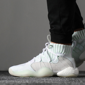 ad篮球鞋boost