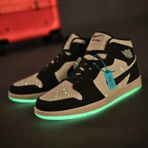 aj男鞋夜光熊猫官网旗舰店正品aj1高帮空军一号板鞋莆田欧文篮女