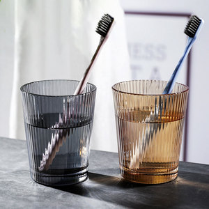 北欧风格玻璃漱口杯子情侣一对套装轻奢女生刷牙缸家用不锈钢盘台