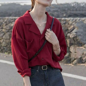 红色翻领衬衫女装春季新款韩版设计感小众长袖复古高级感洋气上衣