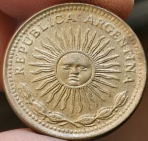 m20--1976年阿根廷5比索铜币--太阳神