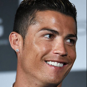 18k白金c罗耳钉女气质韩国个性莫桑石耳钉单只潮男士时尚耳钉耳挂