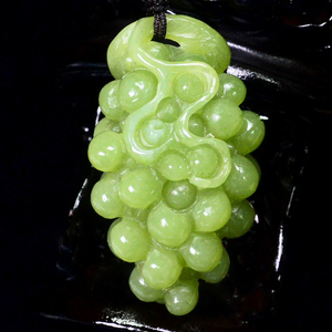 本源能量和田玉葡萄吊坠硕果累累多子多福玉坠男士女款挂件