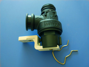 博世原装壁挂炉配件/安全阀/欧洲之星进口zwc/zsc35kw,28kw顺丰