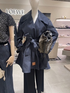 英国代购 Loewe/罗意威 23专柜 黑色大翻领系带束腰短款风衣8