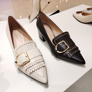 dissona迪桑娜女鞋577060 577071 2019秋款粗高跟单鞋女 国内代购