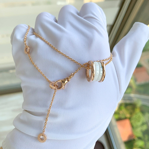 二手正品好成色bvlgari宝格丽18k玫瑰金新款三扣白陶瓷圈弹簧项链