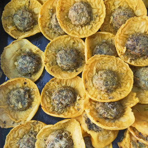 南雄土特产铜勺饼 酸菜饼 油炸花生饼 糍粑 辣味零食茶点 点心