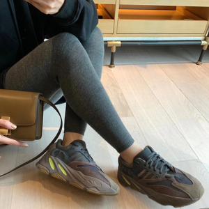 正版椰子鞋女700v2黑魂老爹鞋女潮ins百搭晶洞正品官网女鞋春秋