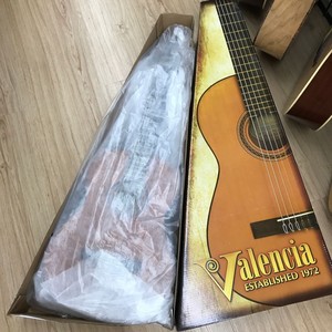 valencia吉他