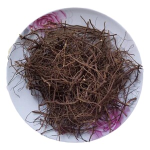 托盘根茶茅莓根茶悬钩子根茶民间使用久远效若桴鼓用过的人都知道