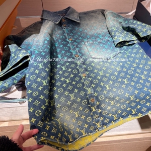 alessia米兰·lv路易威登 2023年男士彩虹渐变老花图案牛仔衬衫