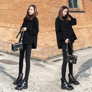 短款毛呢外套女2020冬季新款韩版女装宽松小个子茧型黑色呢子大衣